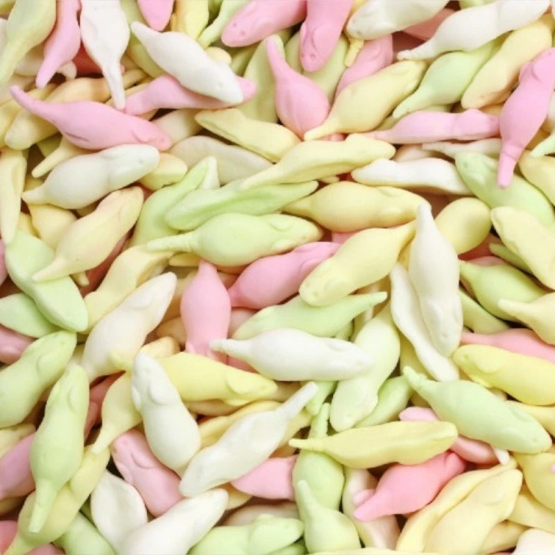 Detailansicht der farbenfrohen Aseli Mini-Mäuse in Gelb, Weiß, Rosa und Grün aus fluffigem Schaumzucker