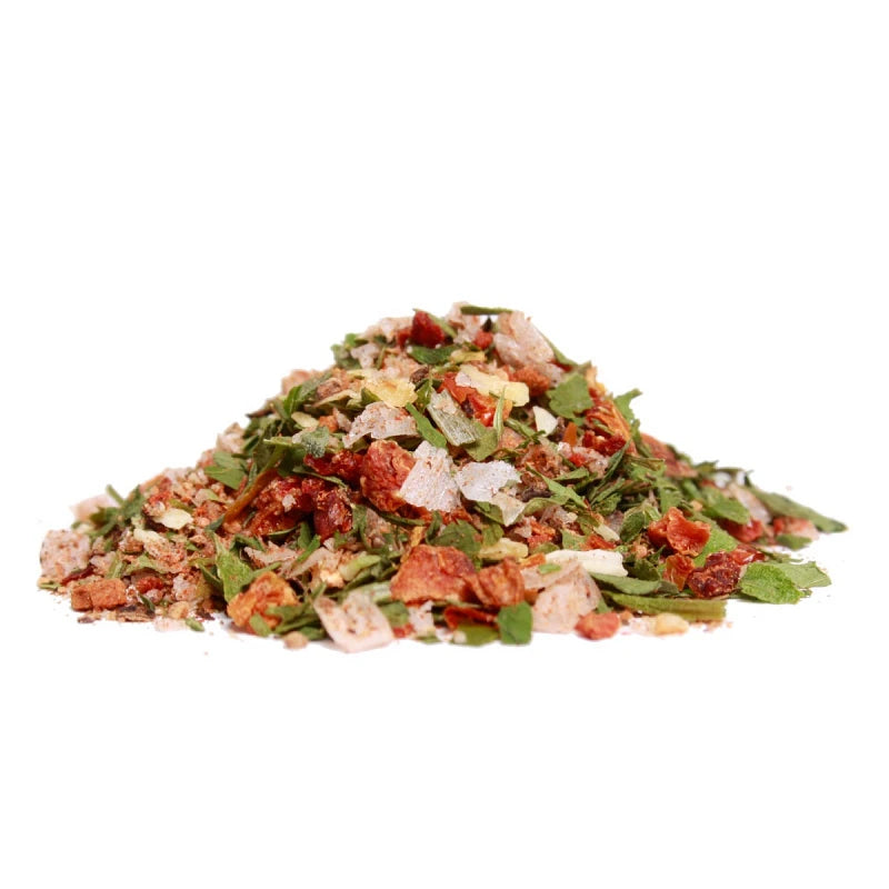 Bunte Bio-Gewürzmischung Rührei Deluxe von Spicebar als lose Streumischung mit sichtbaren Kräutern, Zwiebelstückchen und getrockneten Tomaten.