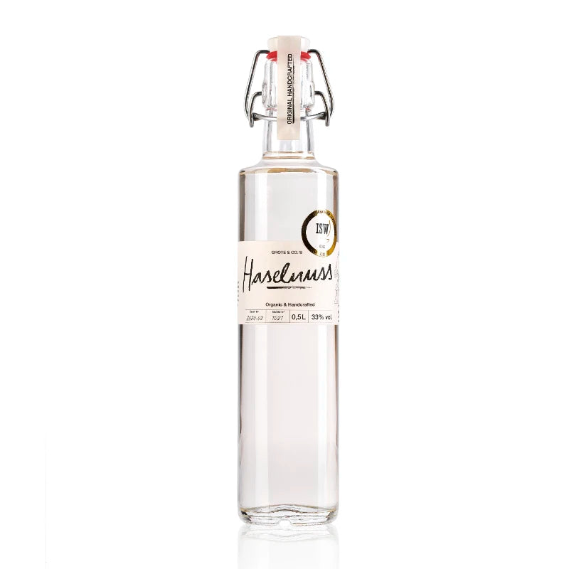 Grote & Co.’s Haselnuss-Spirituose in 0,5 l Flasche mit Bügelverschluss – Bio-Qualität aus Berlin, handgefertigt mit 33 % Vol. Alkohol, ausgezeichnet mit dem ISW-Goldsiegel.