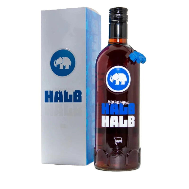 Mampe Halb und Halb Hertha-Edition 0,7 l in blau-weißer Geschenkbox mit Hertha-Logo, Berliner Bitterlikör aus 160 Kräutern und Bitterorangen, Sonderedition für Fans des Hertha BSC